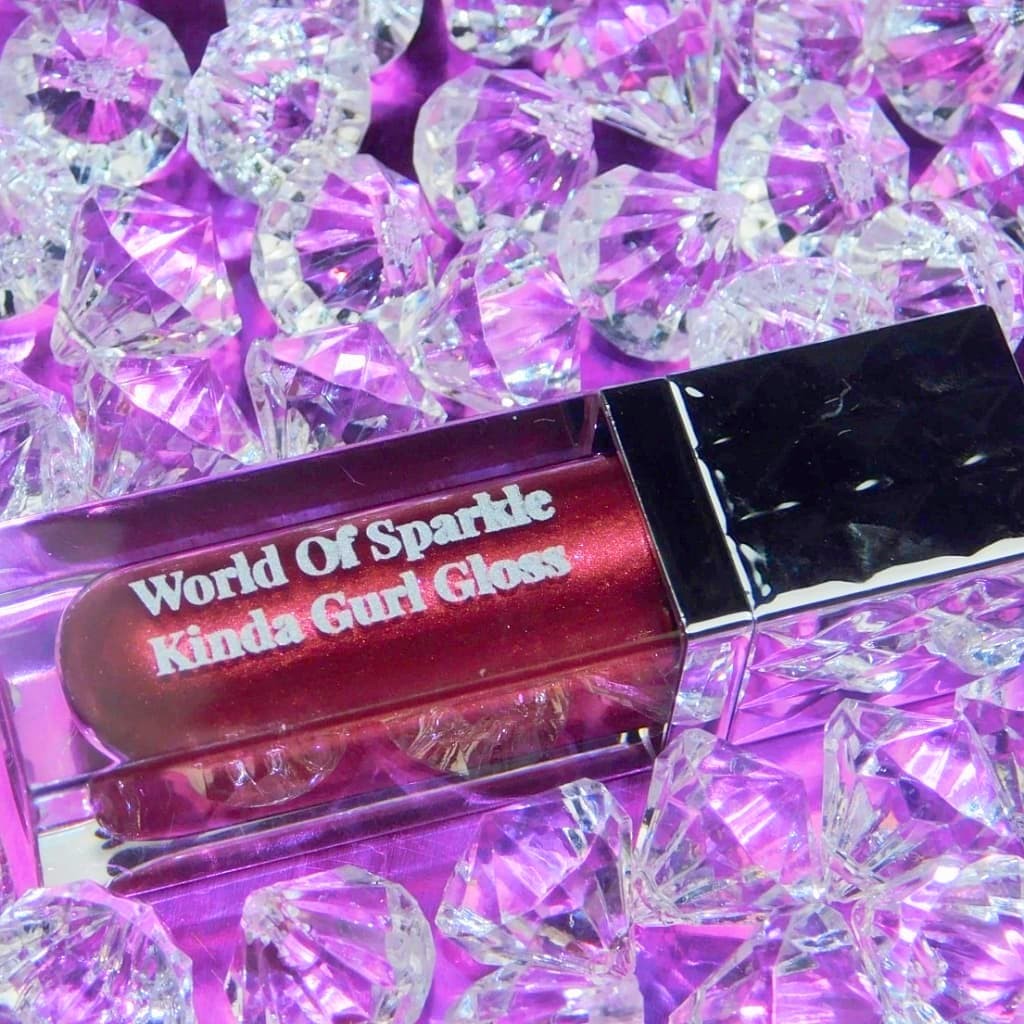 World Of Sparkle colorful lip gloss set for any of your needs. It's a high quality product designed for the most demanding customers.