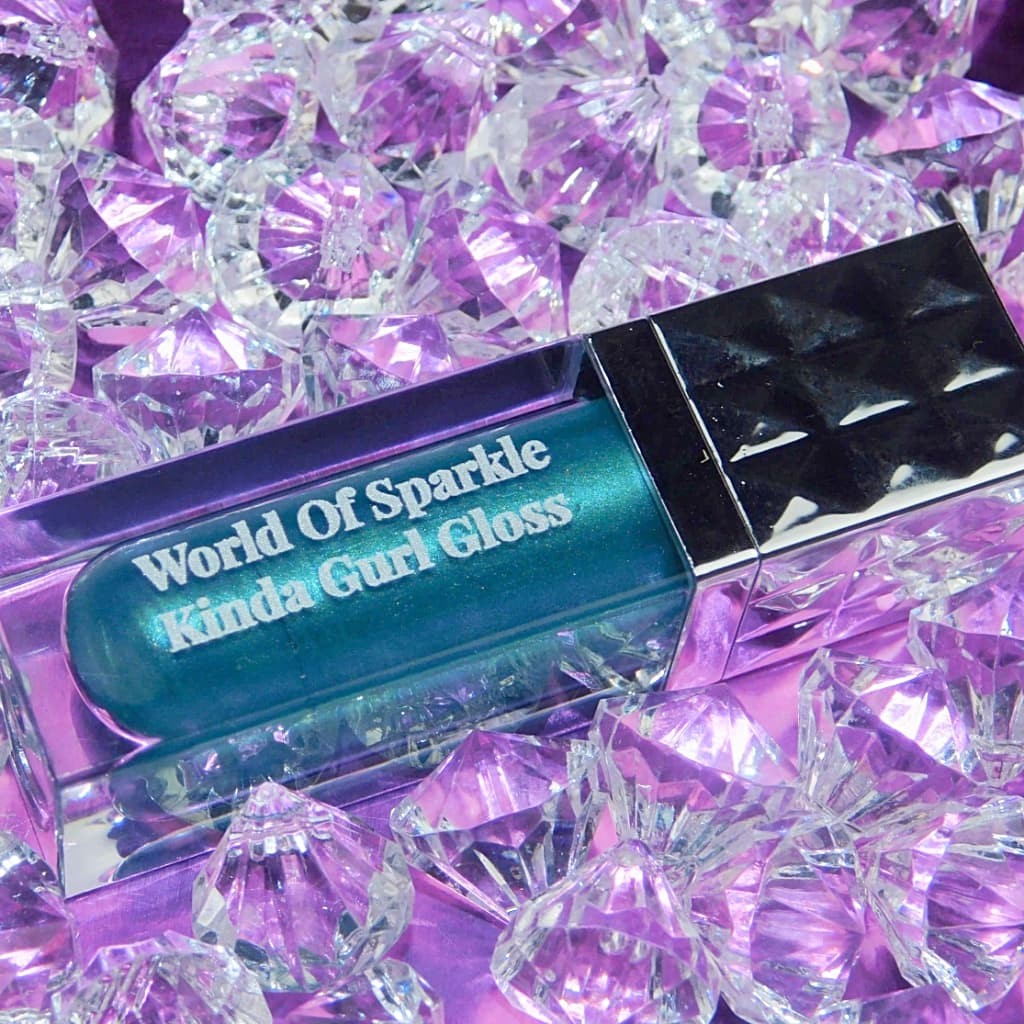 World Of Sparkle colorful lip gloss set for any of your needs. It's a high quality product designed for the most demanding customers.